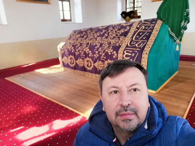 Sultan I. Murad Türbesi (Priştine, Kosova, Şubat 2024).