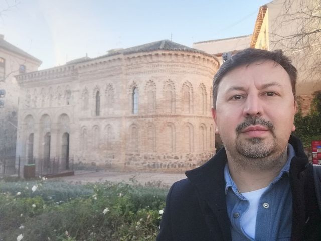 Bab el-Mardum Camii (İspanya, Aralık 2021).