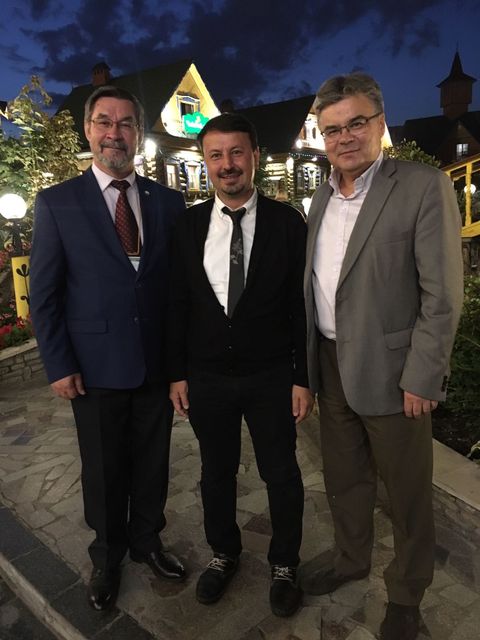 Dil, Edebiyat ve Sanat En. Müdürü K. Minnulin ve Tatar Ansiklopedisi En. Müdürü İ Gilyazov ile birlikte. Kazan, Eylül 2018.
