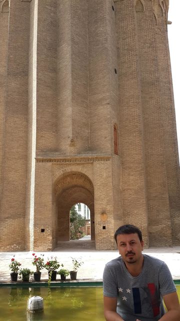 Tuğrul Bey Türbesi (Rey /İran, Eylül 2015)