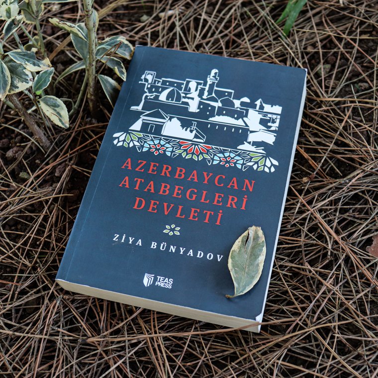 Azerbaycan Atabegleri Devleti kitabı