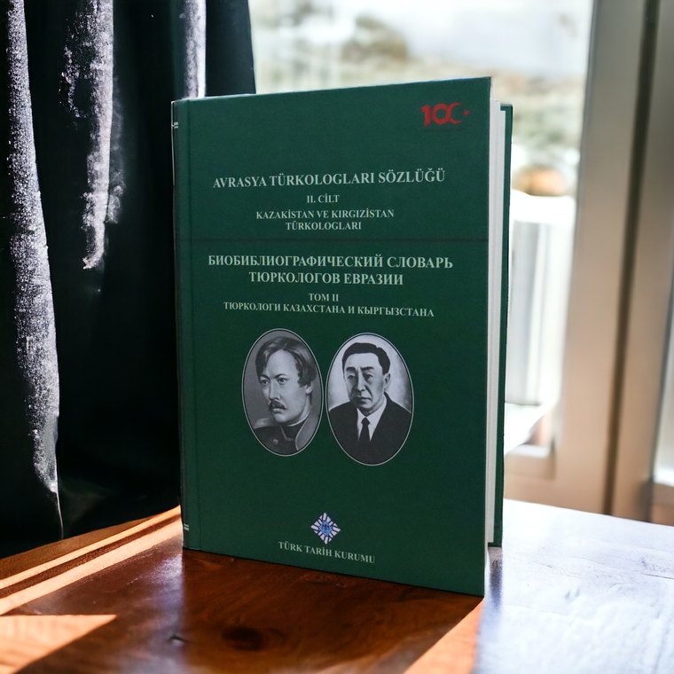 Avrasya Türkologları Sözlüğü II kitabı